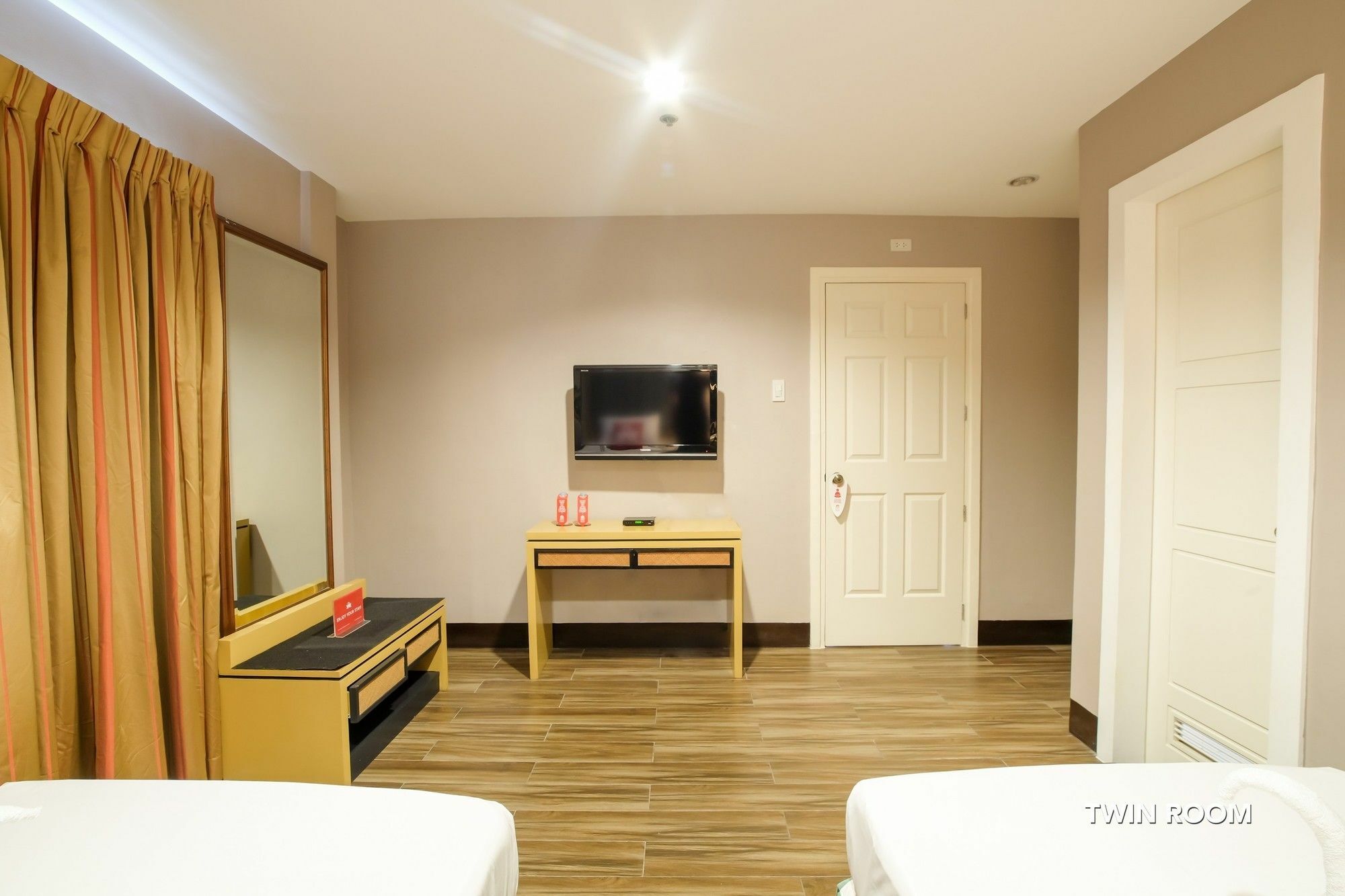 Zen Rooms Del Pilar Malate Manila Eksteriør bilde