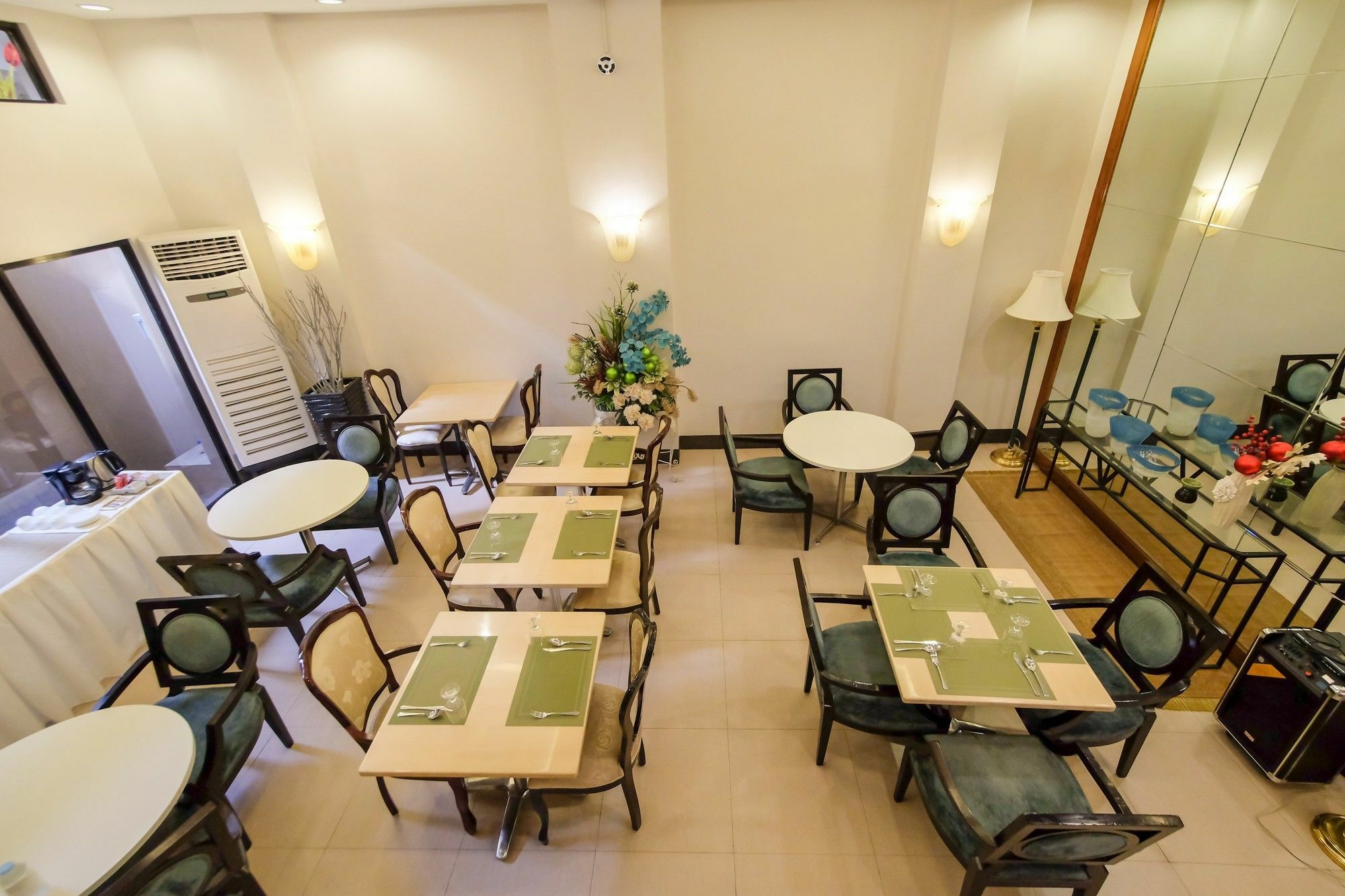 Zen Rooms Del Pilar Malate Manila Eksteriør bilde